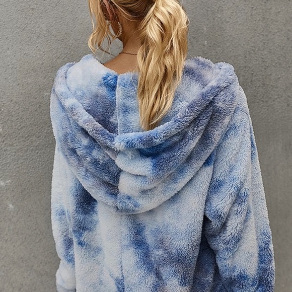 CLEARANCE💥💥The DREAM Tie Dye Pullover Hoodie-LAST ONE ☝️ - Picture 3 of 5